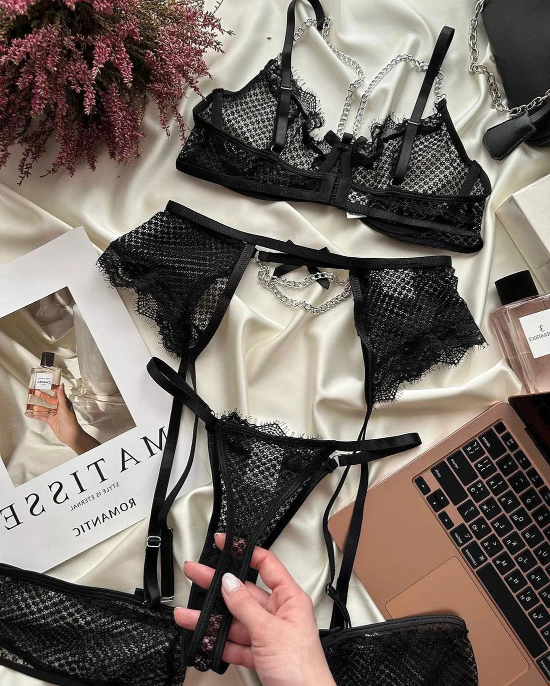 #169 Lingerie Underwear Bras Sets Lace Garter Lingerie