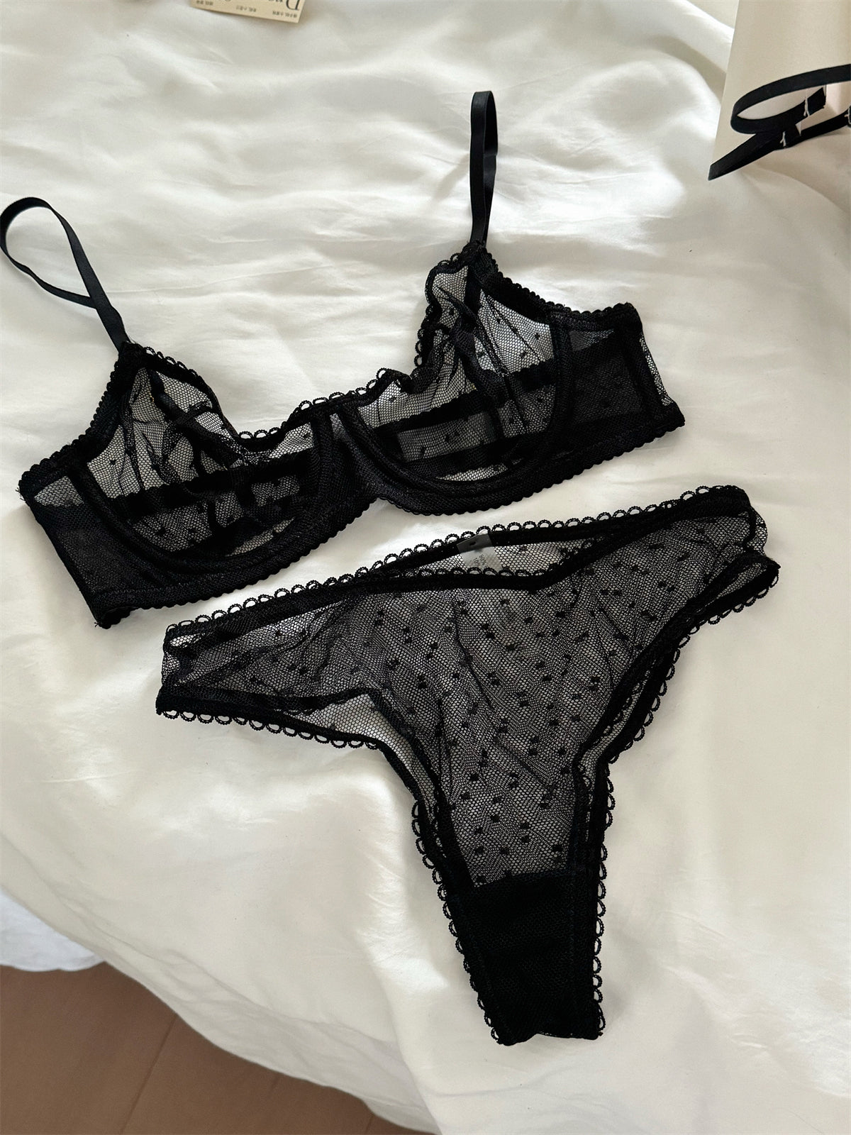 #184 Ultra-thin lace gathered underwear