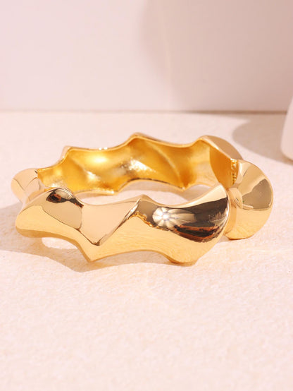 #62 New Beige Tie Dye Wide Asymmetrical Resin Bracelet