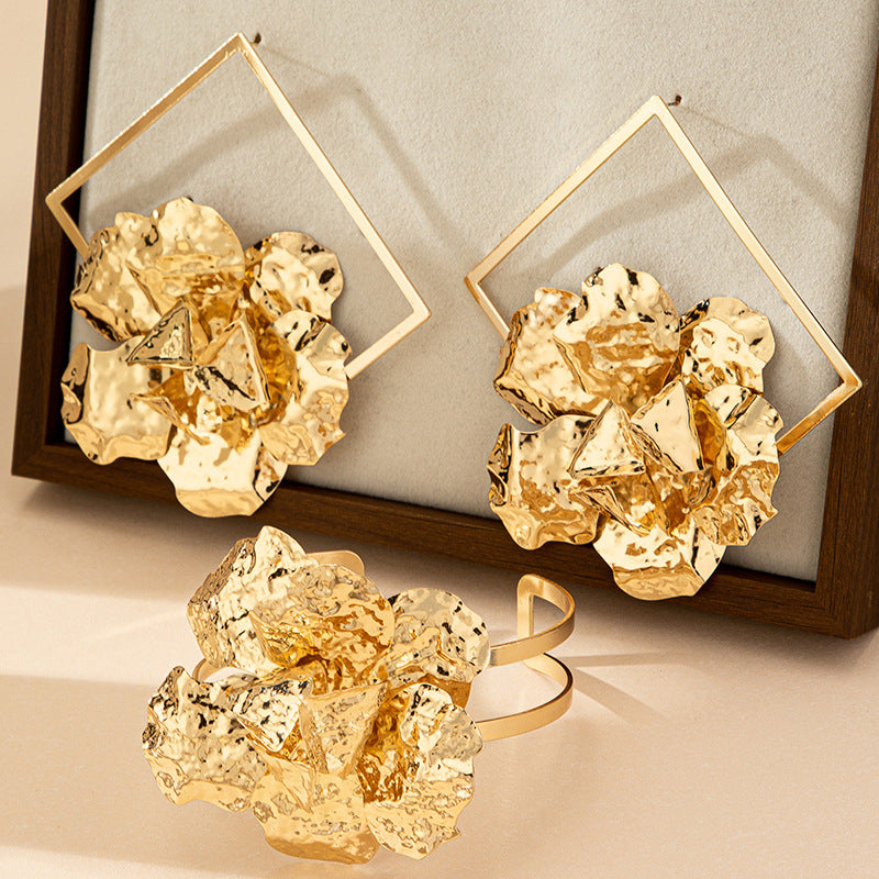 #66 Geometric Flower Earrings Arm Bracelet Set